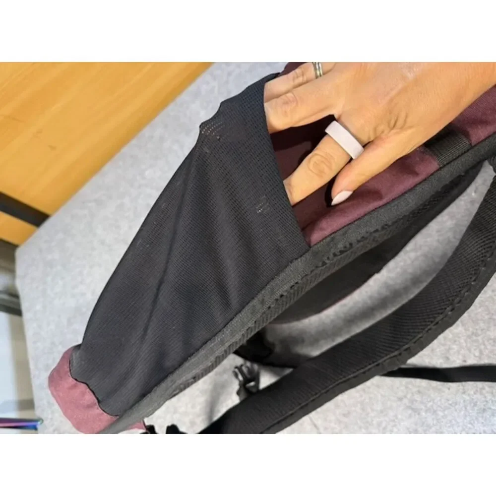 Dakine Backpack Burgundy Plum Black Outdoor Travel Laptop Hiking Pack